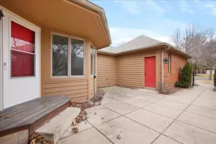 948 Cornwallis Ln, Munster, IN 46321 - Photo 3