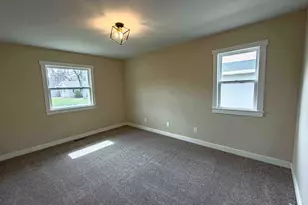 5836 Sloan Ave, Portage, IN 46368 - Photo 11