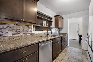 1710 Minnesota St, Hobart, IN 46342 - Photo 9