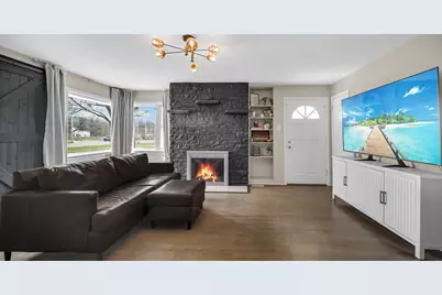 1710 Minnesota Street, Hobart, IN 46342 - Photo 5