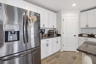 10132 Azalea Drive, Crown Point, IN 46307 - Photo 9