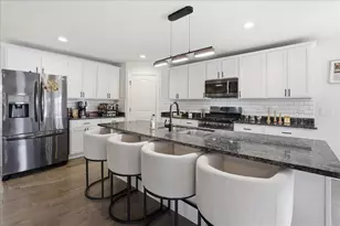 10132 Azalea Dr, Crown Point, IN 46307 - Photo 7