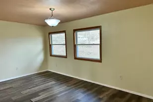 4609 Bear Ln, Valparaiso, IN 46383 - Photo 5