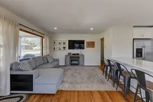 129 Pine St, Lowell, IN 46356 - Photo 7