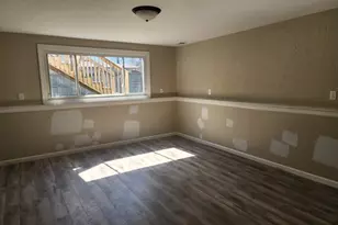 414 Sassafrass Dr, Valparaiso, IN 46385 - Photo 9