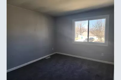 414 Sassafrass Drive, Valparaiso, IN 46385 - Photo 7