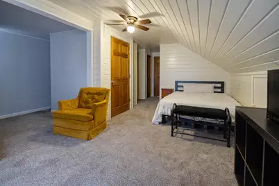 214 N Dwiggins Street, Griffith, IN 46319 - Photo 23