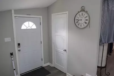 140 Morningside Avenue, Gary, IN 46408 - Photo 5