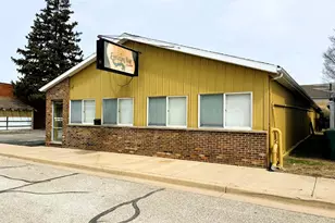 405 Lane St, North Judson, IN 46366 - Photo 1