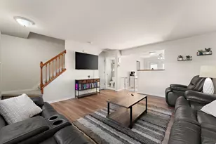 1823 Beech Ct, Crown Point, IN 46307 - Photo 5