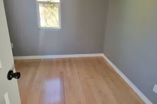 4738 Delaware St, Gary, IN 46409 - Photo 9