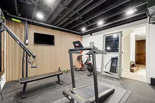 195 Amhurst Pl, Valparaiso, IN 46385 - Photo 29