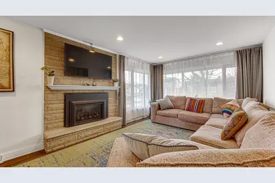 9030 Orchard Drive, Highland, IN 46322 - Photo 3