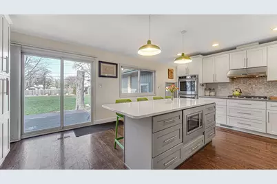 9030 Orchard Drive, Highland, IN 46322 - Photo 5