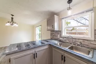 11327 N 550 E, Demotte, IN 46310 - Photo 25