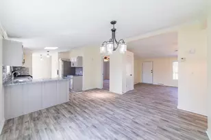 11327 N 550 E, Demotte, IN 46310 - Photo 17