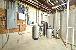 17826 S County Line Rd, Hebron, IN 46341 - Photo 39