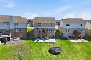 10322 Adler Cove, Saint John, IN 46373 - Photo 19