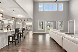 512 W Joliet St, Crown Point, IN 46307 - Photo 7