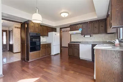 9536 Walnut Drive, Munster, IN 46321 - Photo 9