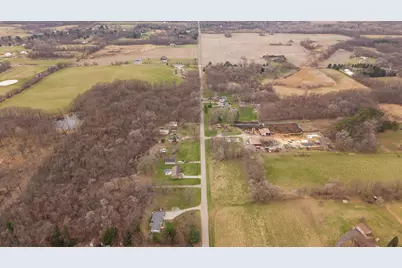 720 W 100 N, Valparaiso, IN 46385 - Photo 7