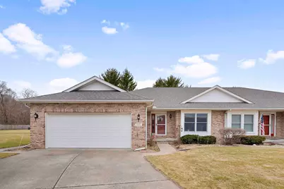 712 Dogwood Court SW, Demotte, IN 46310 - Photo 1