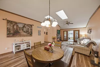 712 Dogwood Court SW, Demotte, IN 46310 - Photo 5