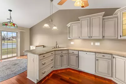 901 Veterans Lane, Crown Point, IN 46307 - Photo 13