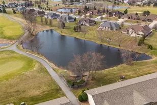 901 Veterans Ln, Crown Point, IN 46307 - Photo 37