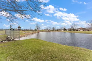 901 Veterans Ln, Crown Point, IN 46307 - Photo 31