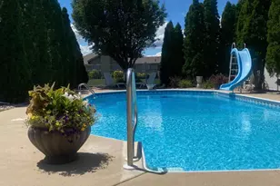 10106 Belmont Ct, Saint John, IN 46373 - Photo 3