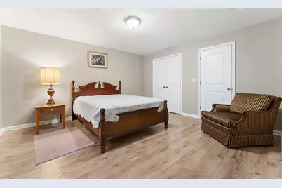 1562 W Tiffany Woods Drive, La Porte, IN 46350 - Photo 31