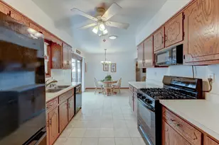 2545 Fossil Stone Rd, Dyer, IN 46311 - Photo 7