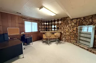 1810 W 95th Ct, Crown Point, IN 46307 - Photo 25