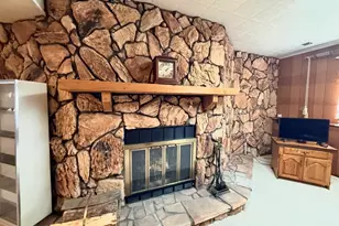 1810 W 95th Ct, Crown Point, IN 46307 - Photo 23