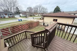 1810 W 95th Ct, Crown Point, IN 46307 - Photo 31