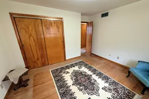 1810 W 95th Ct, Crown Point, IN 46307 - Photo 17