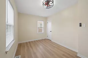 6749 Ontario Ave, Hammond, IN 46323 - Photo 11