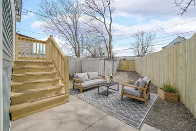 724 Willow Court, Hammond, IN 46320 - Photo 5