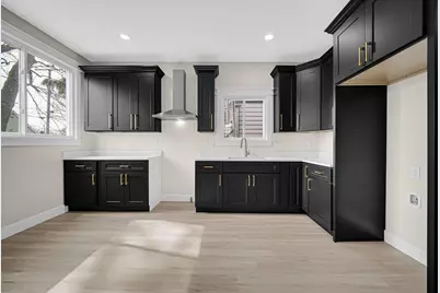 724 Willow Court, Hammond, IN 46320 - Photo 15