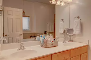 669 Davis Cir, Crown Point, IN 46307 - Photo 11