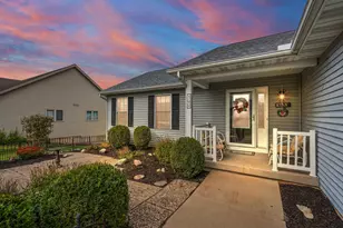 300 W 126th Pl, Crown Point, IN 46307 - Photo 3