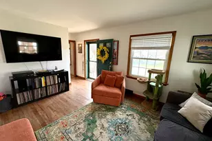 814 Campbell St, Valparaiso, IN 46385 - Photo 3