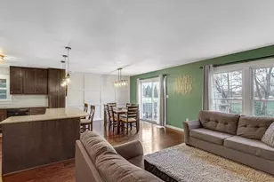 3202 Sylvania St, Portage, IN 46368 - Photo 9