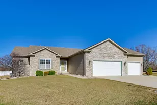 2427 Bennington Ave, Schererville, IN 46375 - Photo 1