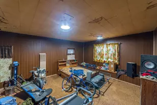 310 Edgemoor Dr, Trail Creek, IN 46360 - Photo 17