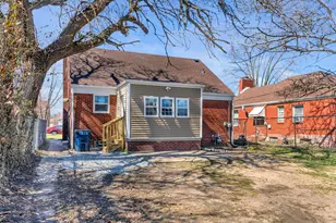 263 Rutledge St, Gary, IN 46404 - Photo 3