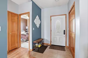 4221 Burlwood Dr, Chesterton, IN 46304 - Photo 3