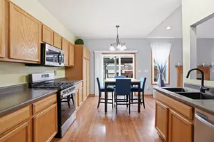 4221 Burlwood Dr, Chesterton, IN 46304 - Photo 11