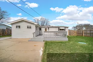 93 Lincoln Ave, Hobart, IN 46342 - Photo 21